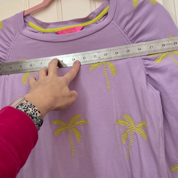 Lilly Pulitzer Aldean palm sweatshirt - Picture 4 of 9